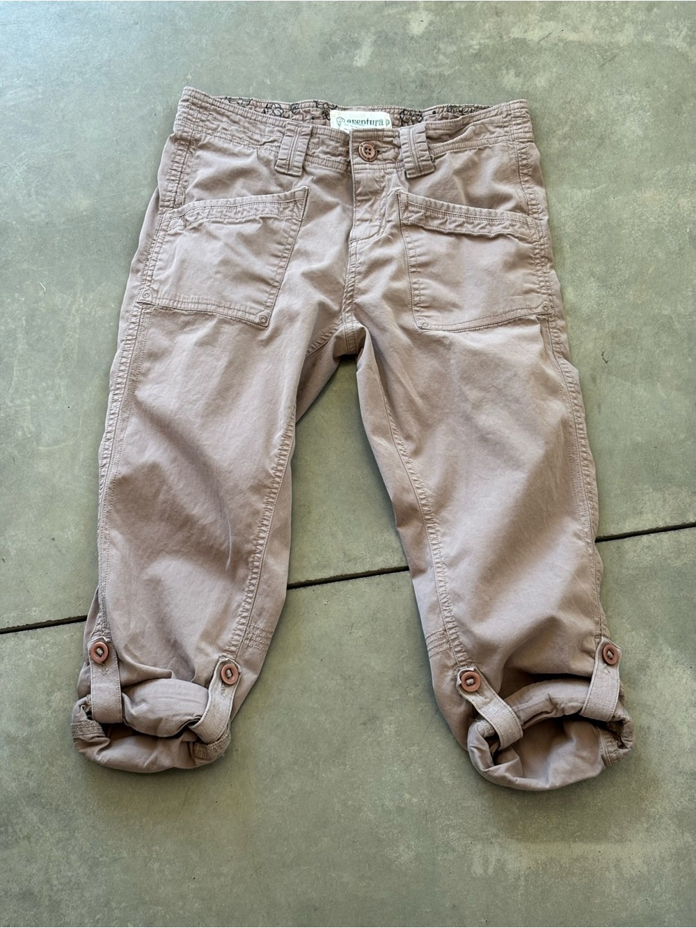 Aventura capris 0